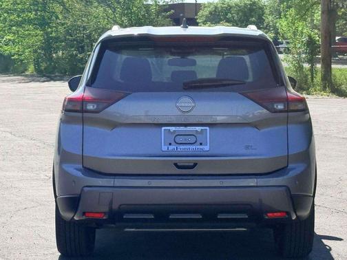 Gun Metallic 2025 Nissan Rogue SL