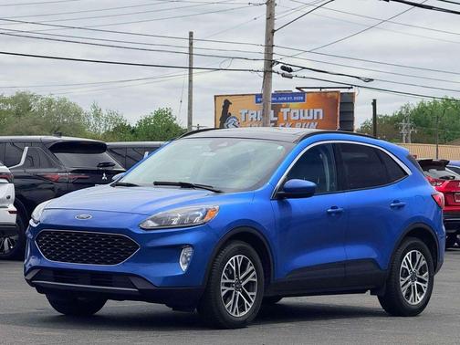 Blue Metallic 2021 Ford Escape SEL