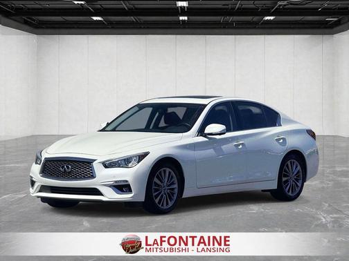 Majestic White 2023 INFINITI Q50 LUXE