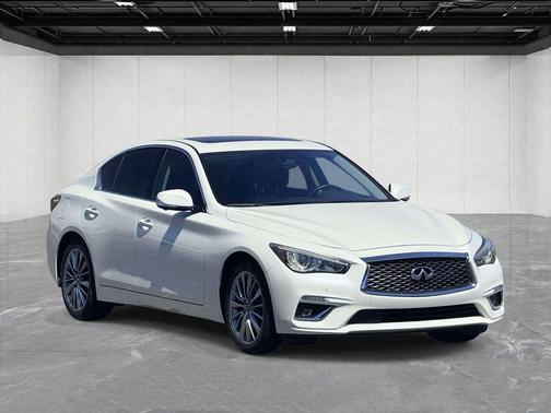 Majestic White 2023 INFINITI Q50 LUXE