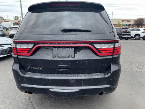 DB Black Crystal Clearcoat 2022 Dodge Durango R/T