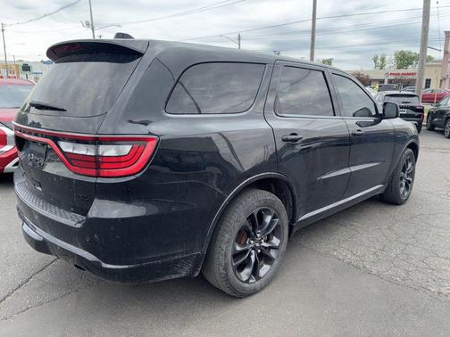 DB Black Crystal Clearcoat 2022 Dodge Durango R/T