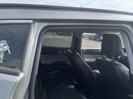 Billet Silver Metallic Clearcoat 2022 Jeep Compass Latitude