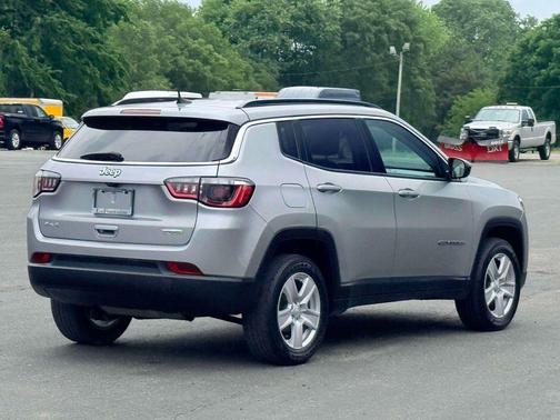 Billet Silver Metallic Clearcoat 2022 Jeep Compass Latitude