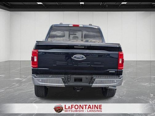 Blue 2022 Ford F-150 XLT