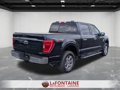 Blue 2022 Ford F-150 XLT