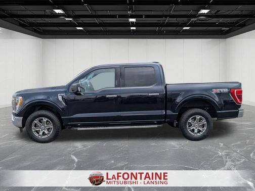 Blue 2022 Ford F-150 XLT