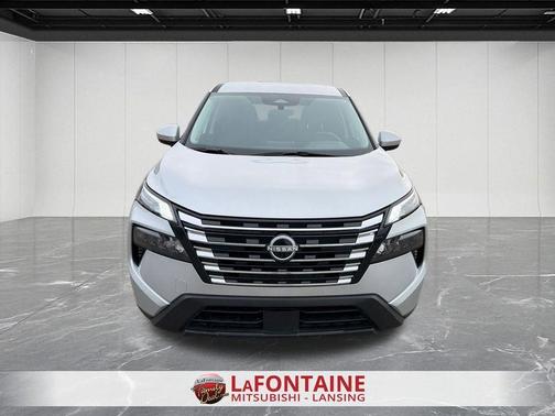 Brilliant Silver Metallic 2025 Nissan Rogue SV
