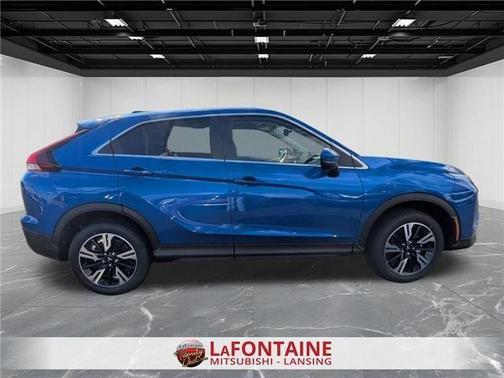 Lightning Blue Metallic 2026 Mitsubishi Eclipse Cross SE