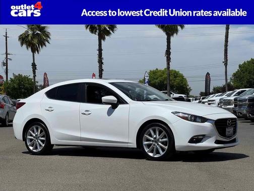 Snowflake White Pearl Mica 2017 Mazda Mazda3 Grand Touring