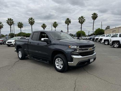Shadow Gray Metallic 2020 Chevrolet Silverado 1500 LT