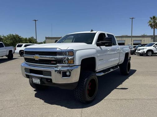 Summit White 2016 Chevrolet Silverado 2500 LT