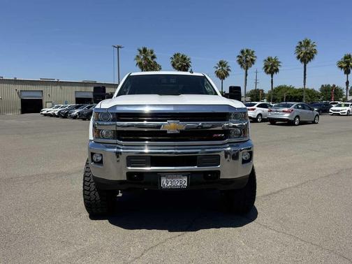 Summit White 2016 Chevrolet Silverado 2500 LT