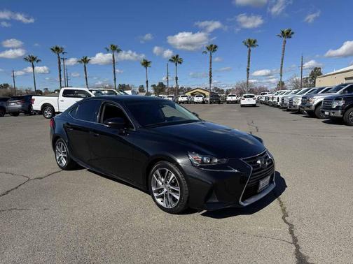 2018 Lexus IS 300 Base