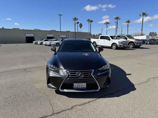 2018 Lexus IS 300 Base