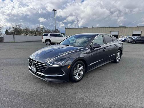 2020 Hyundai SONATA SE