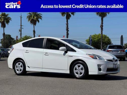 Blizzard Pearl 2011 Toyota Prius III