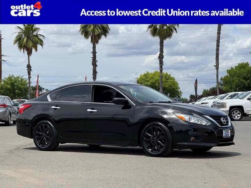 Super Black 2017 Nissan Altima 2.5 SV