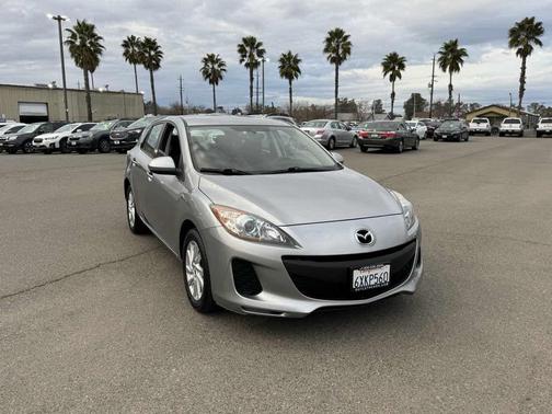 2013 Mazda Mazda3 i Touring