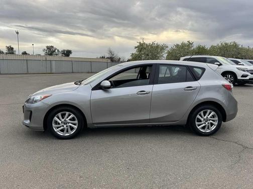 2013 Mazda Mazda3 i Touring