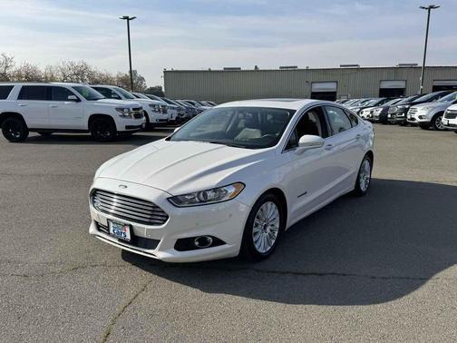 2015 Ford Fusion Hybrid SE