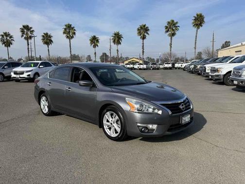 2015 Nissan Altima 2.5 SV