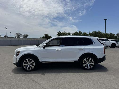 Snow White Pearl 2021 Kia Telluride EX
