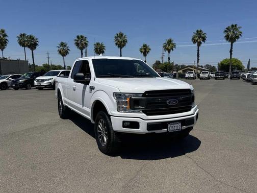 Oxford White 2018 Ford F-150 XLT