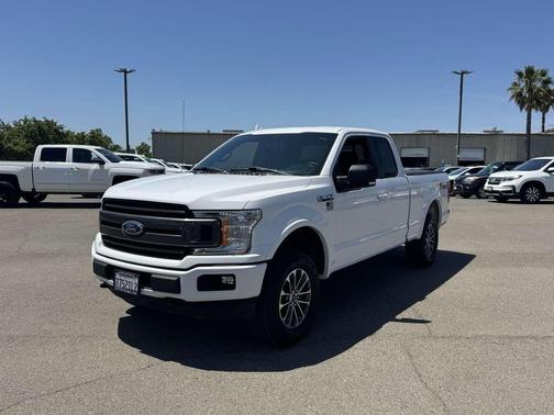 Oxford White 2018 Ford F-150 XLT