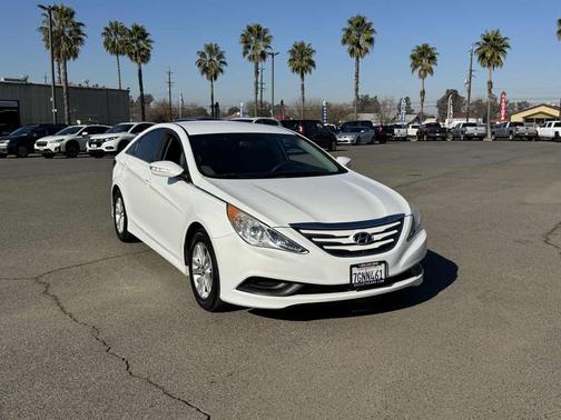 2014 Hyundai SONATA GLS