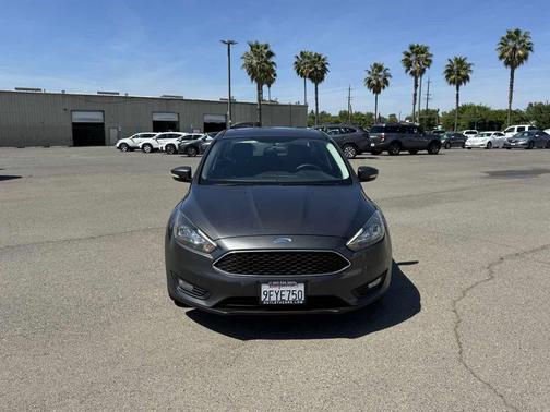 Magnetic Metallic 2018 Ford Focus SEL