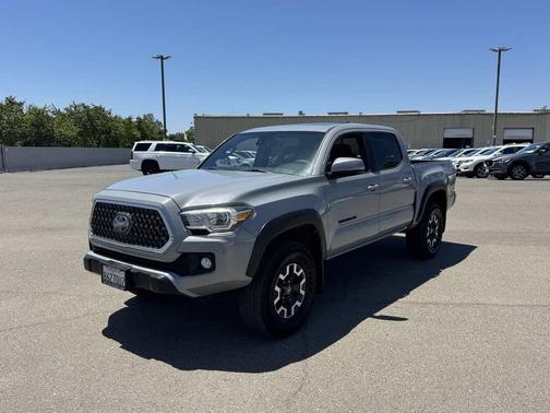Cement 2019 Toyota Tacoma TRD Off Road