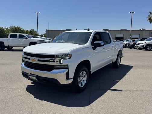 Summit White 2021 Chevrolet Silverado 1500 LT