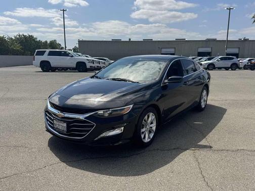 Mosaic Black Metallic 2019 Chevrolet Malibu LT