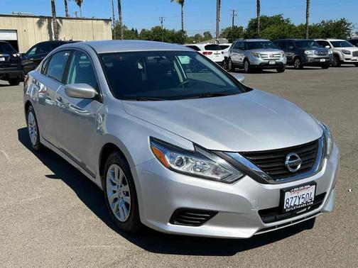 Photo 2 of 44 of 2016 Nissan Altima 2.5 S
