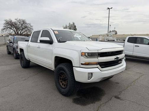 2017 Chevrolet Silverado 1500 2LT