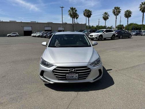 Molten Silver 2018 Hyundai ELANTRA SEL