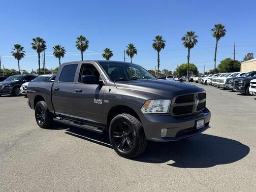 Deep Cherry Red Crystal Pearlcoat 2014 RAM 1500 Tradesman/Express