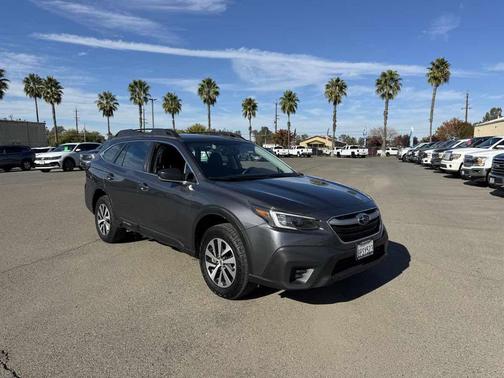 2020 Subaru Outback Base