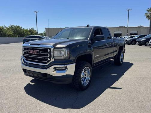 Iridium Metallic 2016 GMC Sierra 1500 SLE