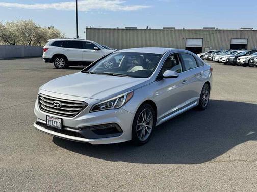 2017 Hyundai SONATA Sport 2.0T