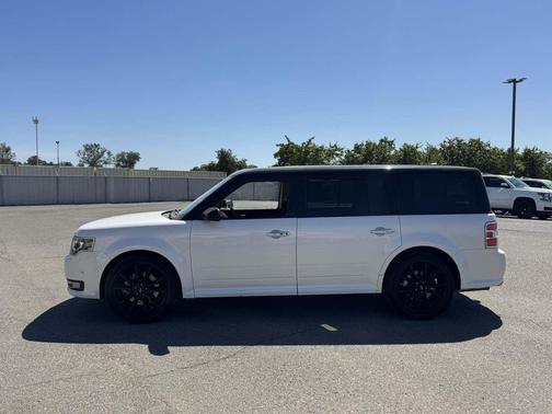 White Platinum Metallic Tri-Coat 2016 Ford Flex Limited