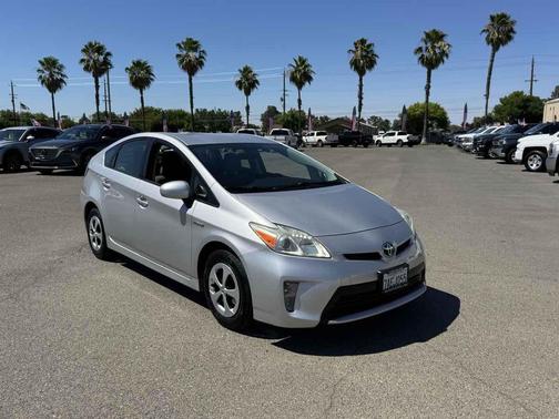 Classic Silver Metallic 2013 Toyota Prius Two