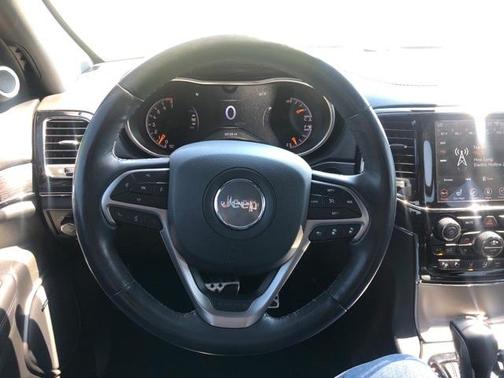 Photo 3 of 48 of 2019 Jeep Grand Cherokee Altitude