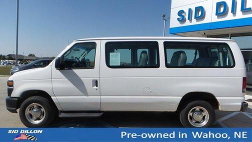 2011 Ford E350 Super Duty XL