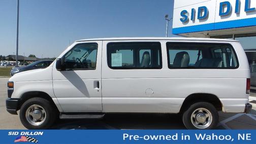 2011 Ford E350 Super Duty XL