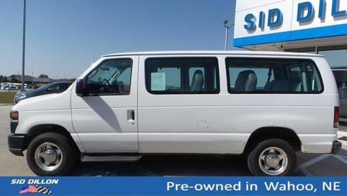 2011 Ford E350 Super Duty XL