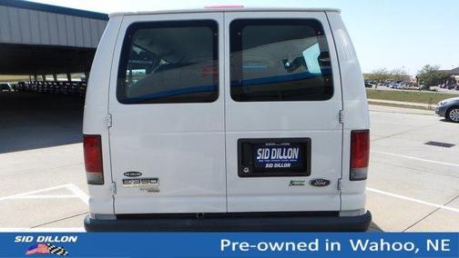 2011 Ford E350 Super Duty XL