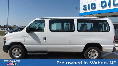 2011 Ford E350 Super Duty XL