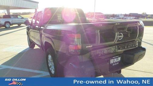 2022 Nissan Frontier SV